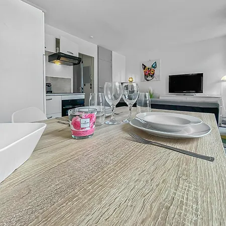 Le Charme D'amiens Apartment
